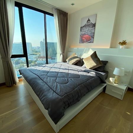 The Astra Luxury Condo In Town Чиангмай Екстериор снимка