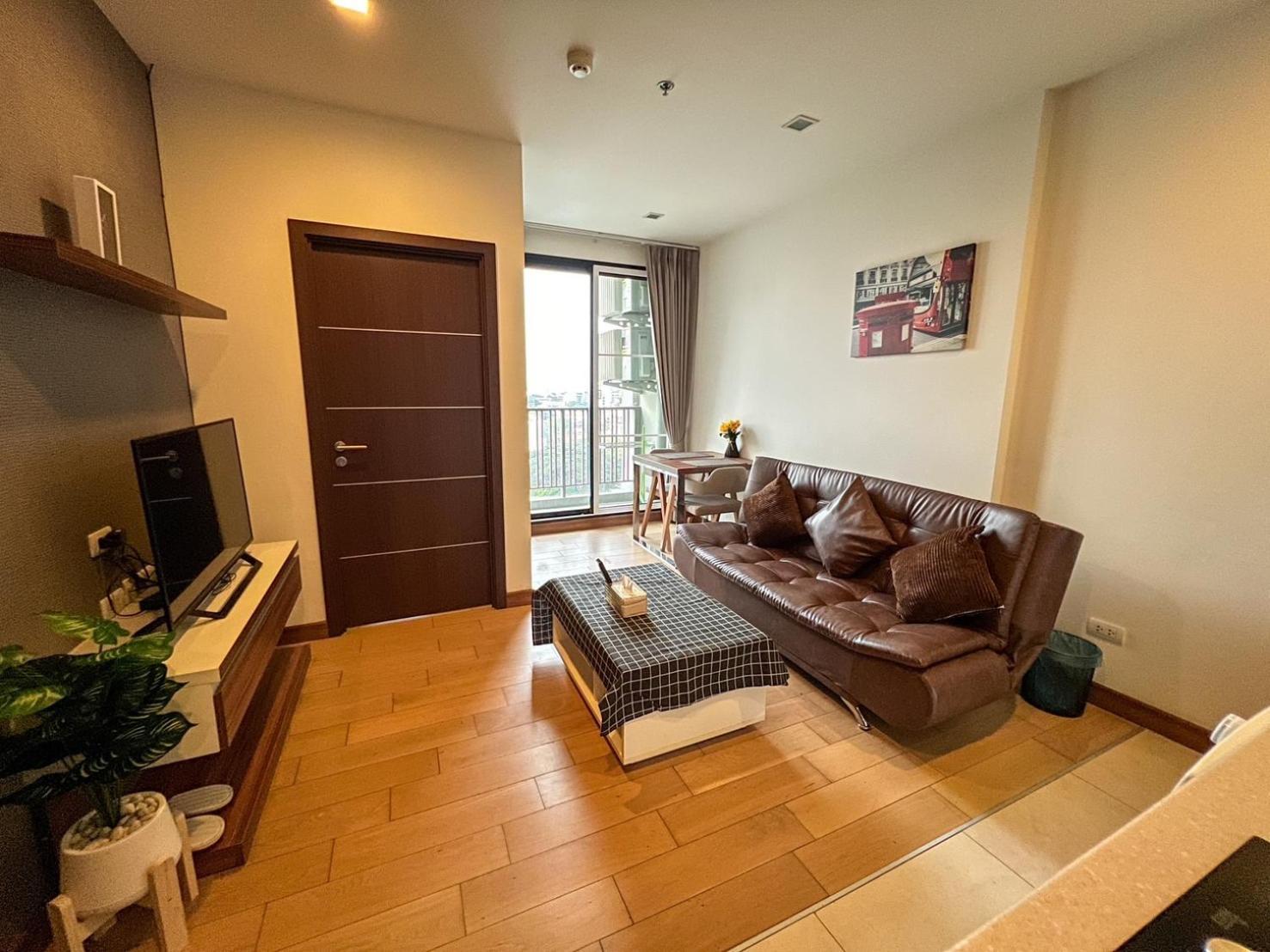 The Astra Luxury Condo In Town Чиангмай Екстериор снимка